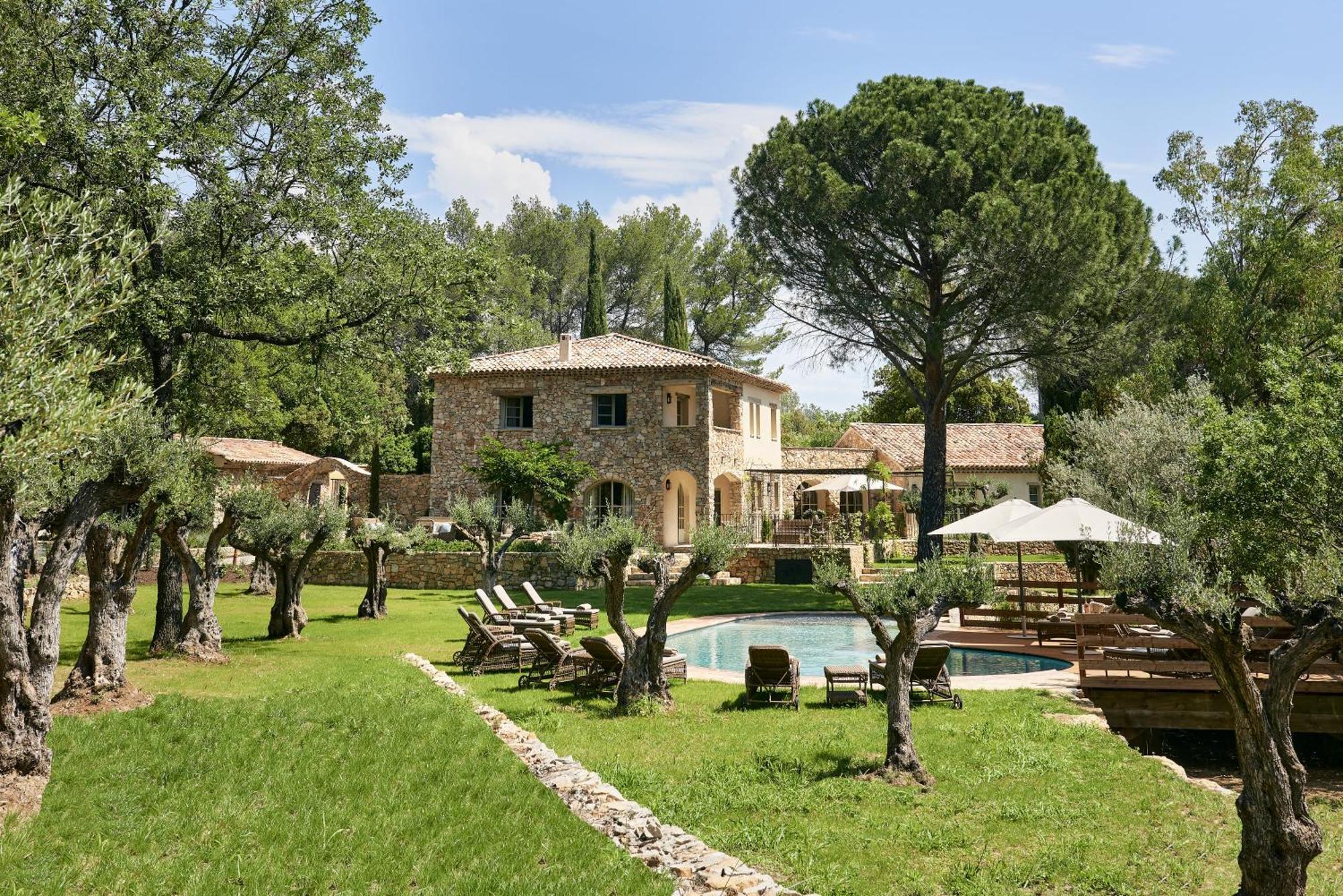 Hotel Château De Berne 5*